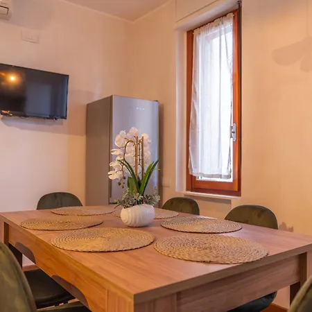 アパート Bea In Centro オルビア